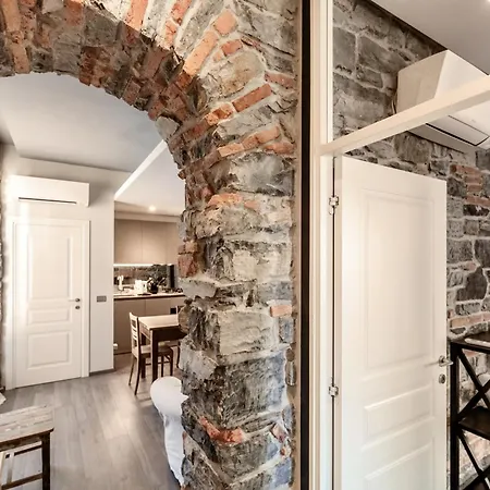 Romantic Chic By Quokka 360 - Charming Historic In Center Como