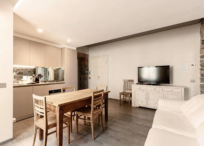 Romantic Chic By Quokka 360 - Charming Historic In Center Apartamento *